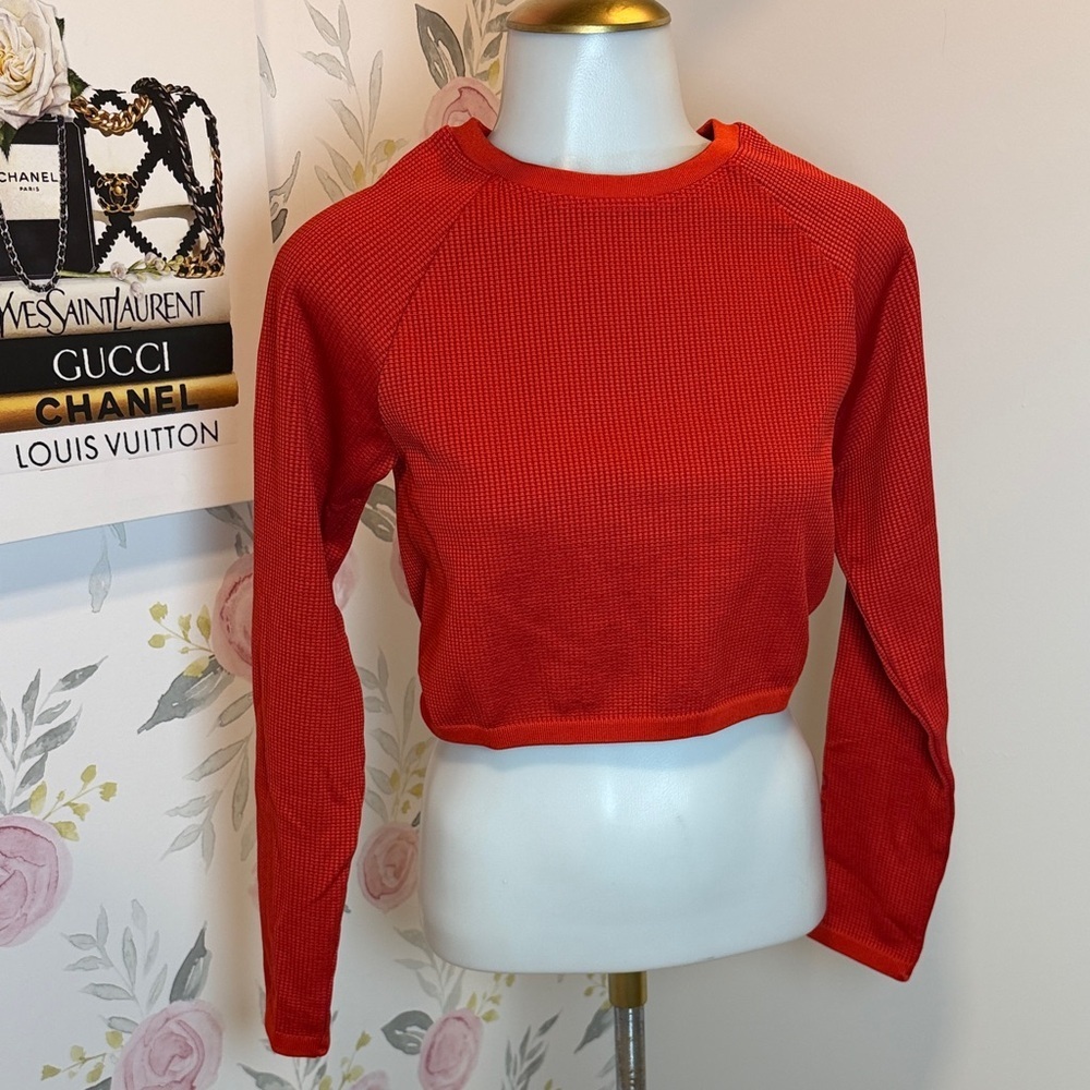 Aerie Offline Red Long Sleeve Crop Top